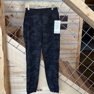 Lululemon Adapted State HR Jogger, New With Tags